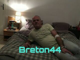 Breton44