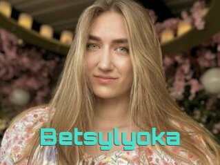 betsylyoka Grizzli Edition