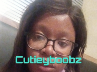 Cutieyboobz