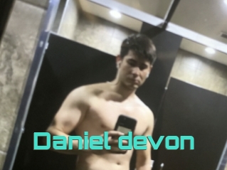 Daniel_devon