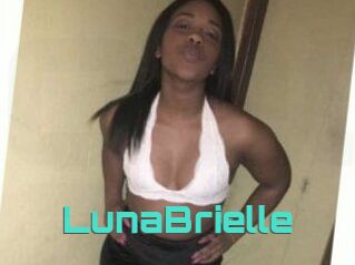 Luna_Brielle