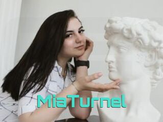 MiaTurnel