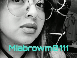 Miabrowm0111