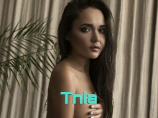 Tnia